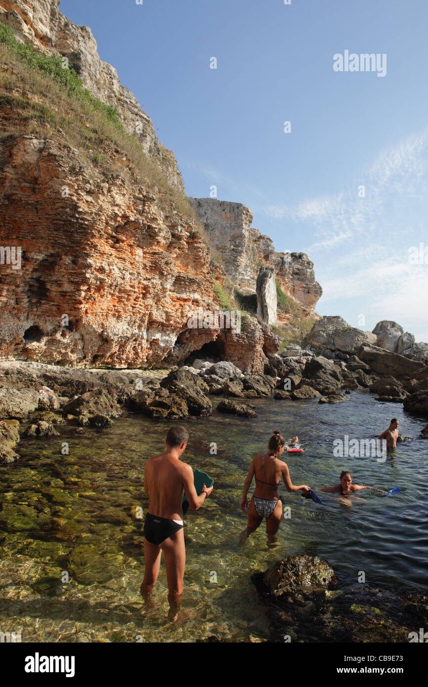 Schwimmen Menschen, nördlichen Schwarzmeer-Küste, Kamen Brjag, Bulgarien Stockfoto