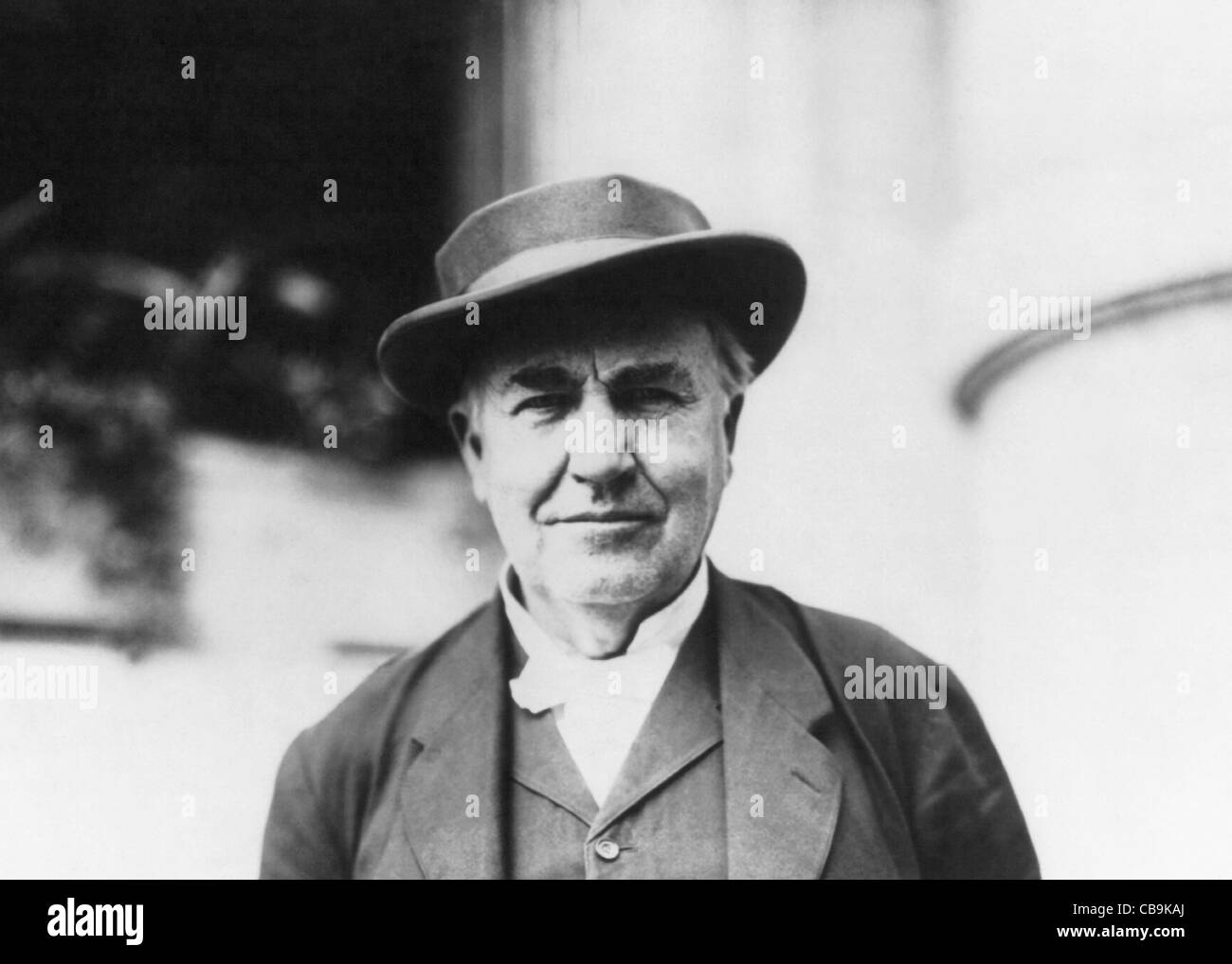 Vintage-Foto des amerikanischen Erfinders und Geschäftsmannes Thomas Alva Edison (1847 – 1931). Foto ca. 1914. Stockfoto