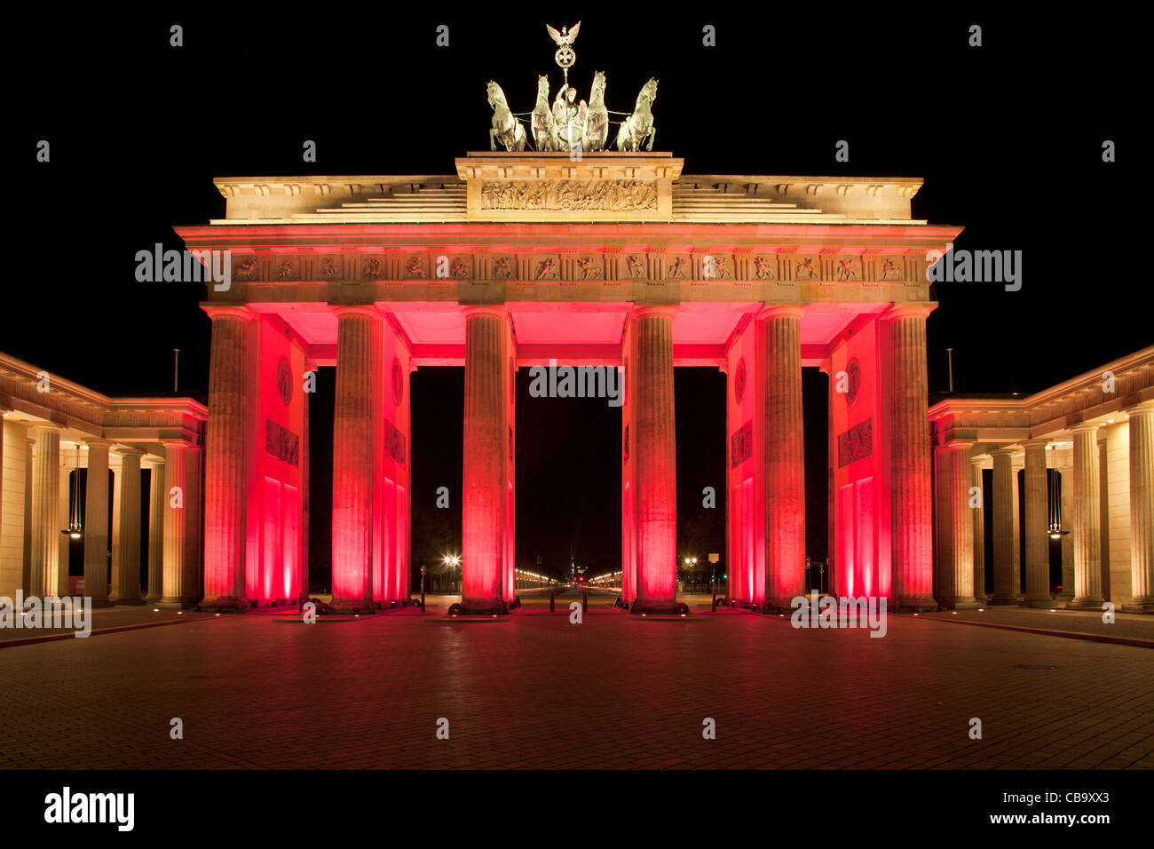 Brandenburger Tor beim Festival der Lichter in Berlin im Oktober 2011, Deutschland; Brandenburger Tor - Festival des Lichts 2011 Stockfoto