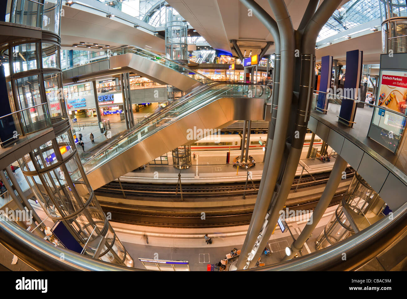 Hauptbahnhof - Hauptbahnhof Berlin, Deutschland. Stockfoto