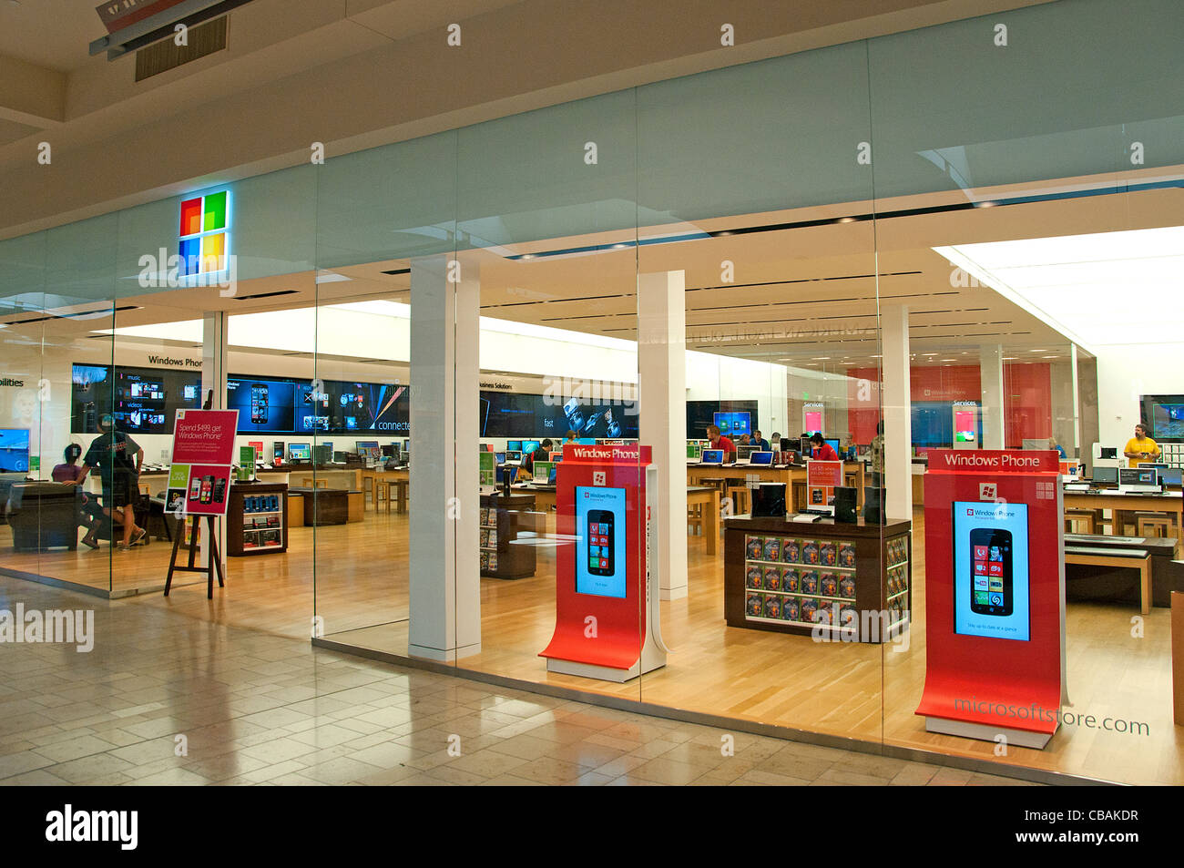 Microsoft Windows Phone Shopping Mall Shop speichern Computer Telefon Vereinigte Staaten Stockfoto