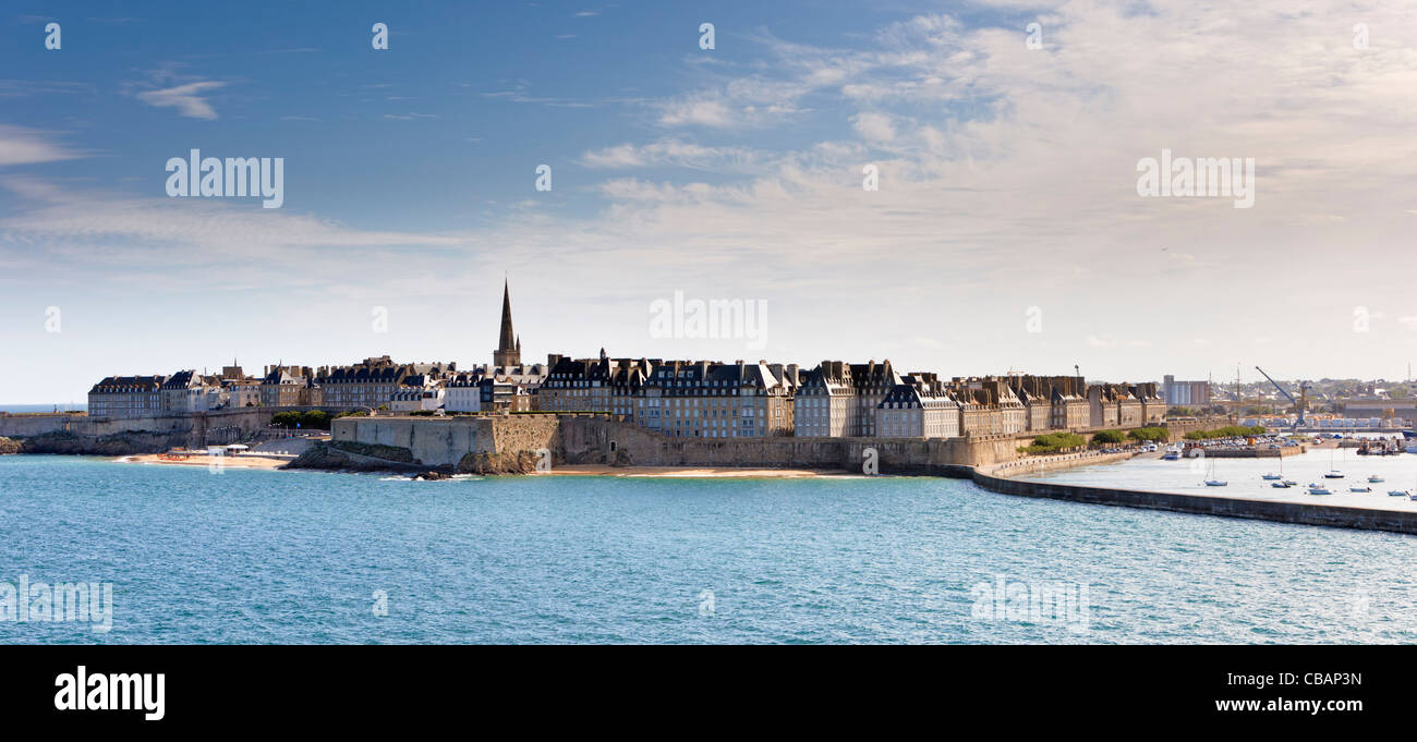 Saint Malo, Bretagne, Frankreich, übernommen aus dem Meer Stockfoto