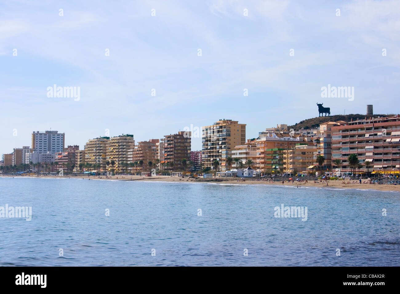 Blick auf Fuengirola, Malaga, Costa Del Sol, Spanien. Stockfoto