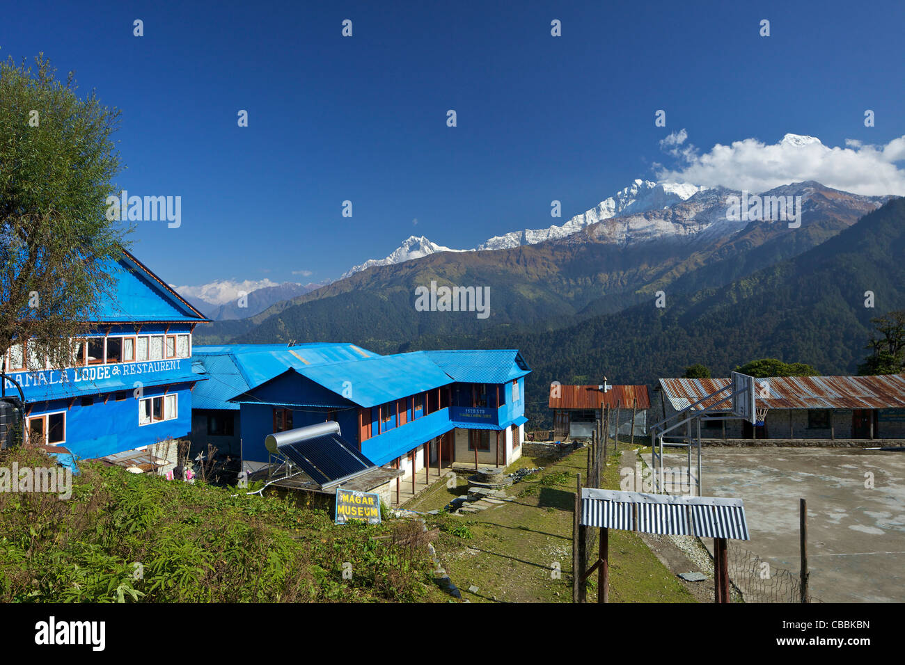 Blick auf Annapurna South aus Tadapani, Annapurna Region, Himalaya, Nepal, Asien Stockfoto