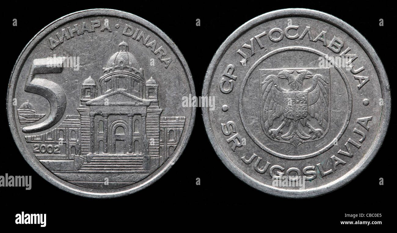 5 Dinara Münzen, Jugoslawien, 2002 Stockfoto