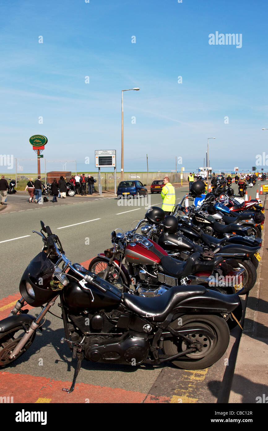 Biker treffen auf Kings Parade, New Brighton für den 31. Wirral Egg Run Stockfoto