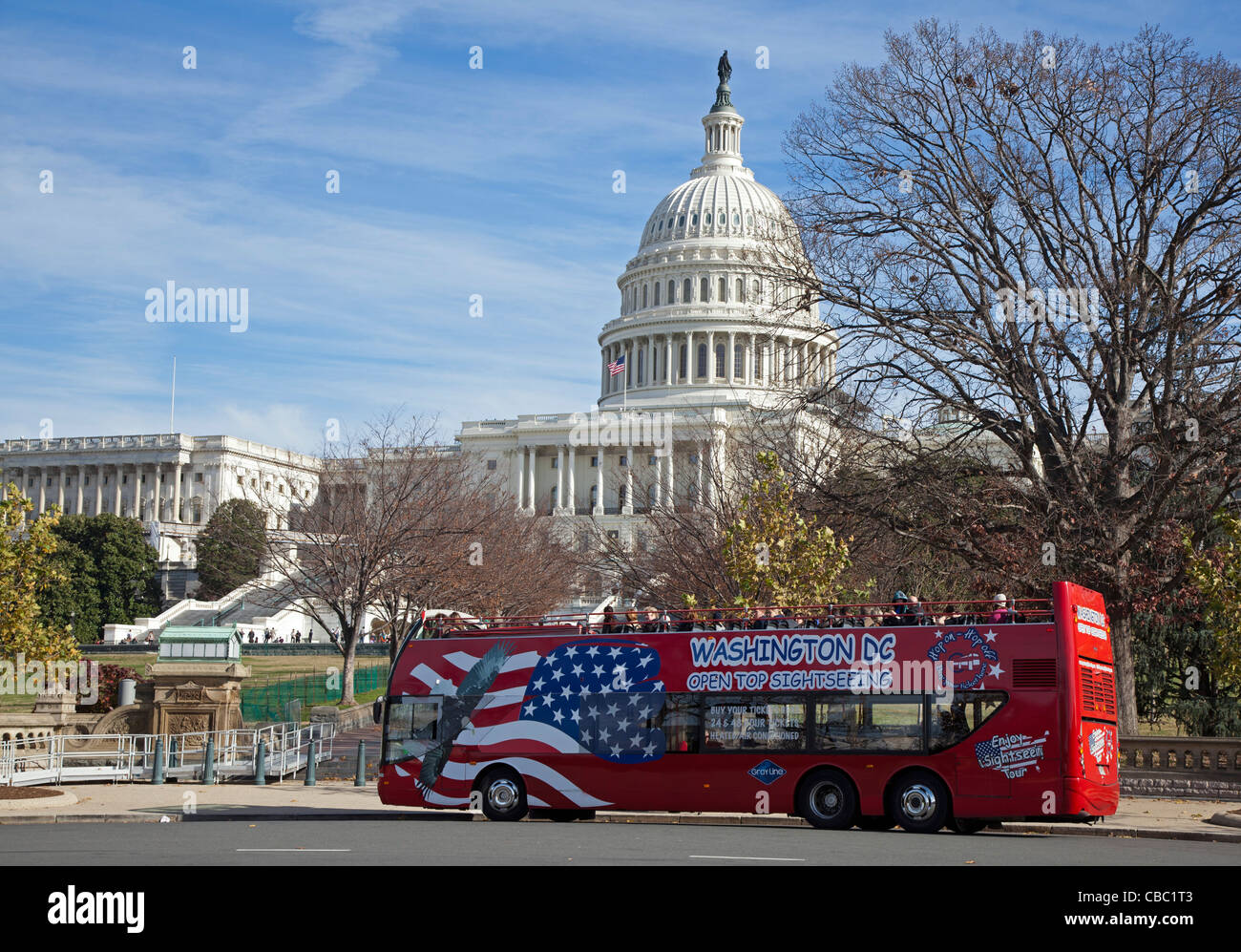 Washington, DC - Sightseeing-Bus auf dem US-Kapitol. Stockfoto