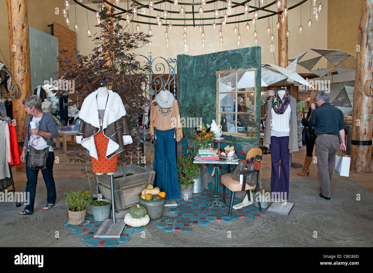 Anthropologie der Grove Farmers Market Einzelhandel Unterhaltung Einkaufszentrum Los Angeles Kalifornien Vereinigte Staaten Stockfoto