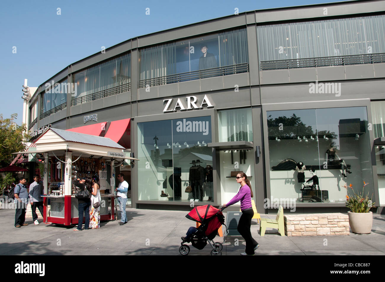 Zara Mode The Grove Farmers Market-Einzelhandel-Unterhaltung-Shopping-Mall Los Angeles Kalifornien Vereinigte Staaten Stockfoto
