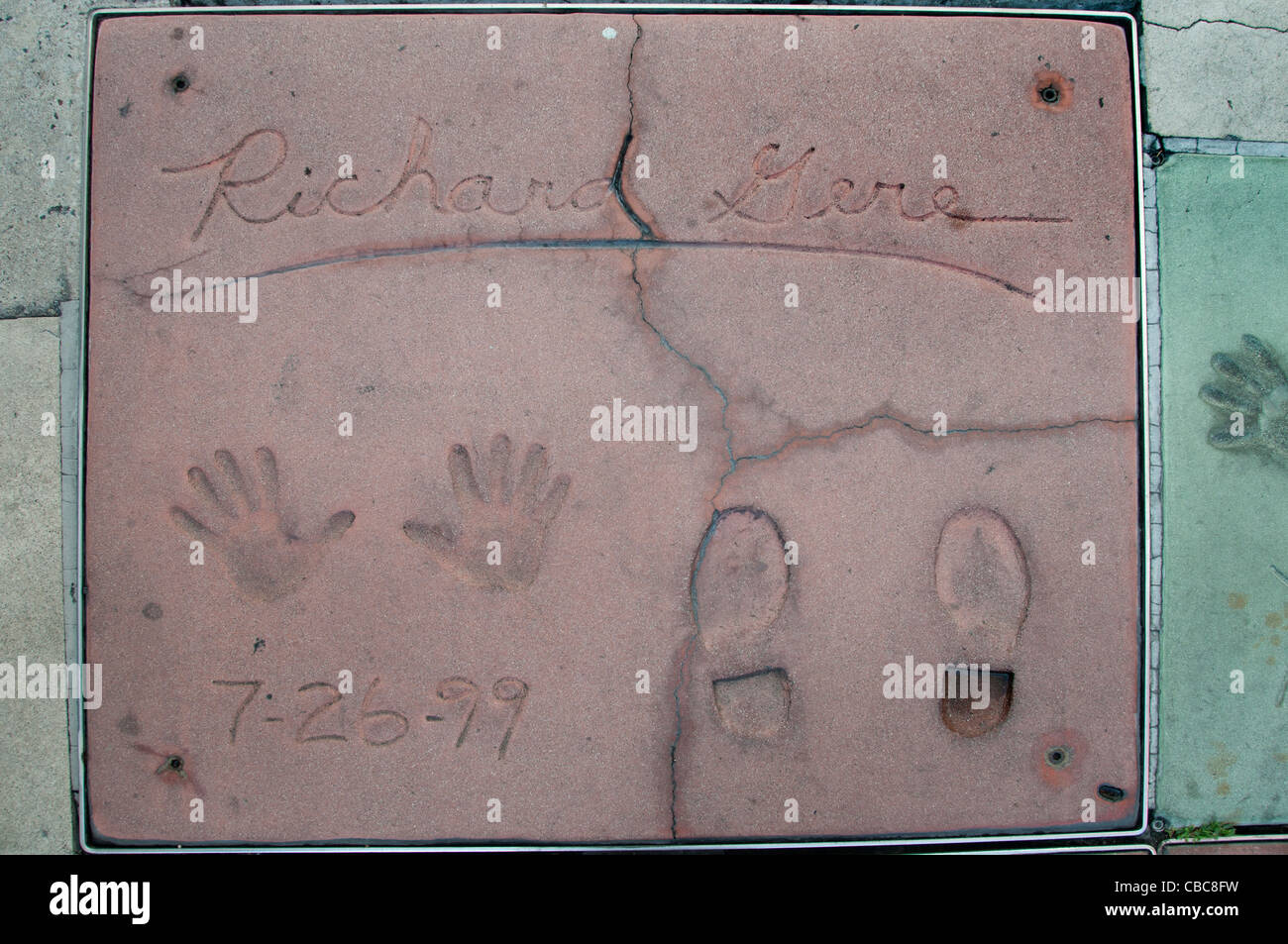 Richard Tiffany Gere Hand Fuß Drucke Pflasterung Chinese Theater in Hollywood Boulevard in Los Angeles Stockfoto
