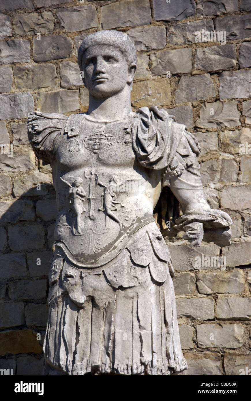 Statue des römischen Feldherrn in Villasse Roman ruins, Vaison la Romaine, Frankreich Stockfoto