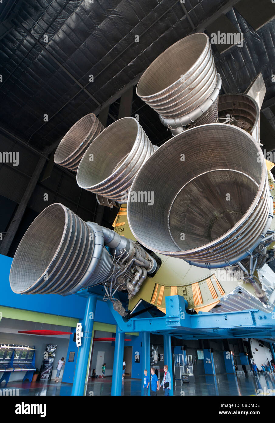 Alabama, Huntsville, USA Platz & Rocket Center, Davidson Zentrum für Weltraumforschung, Saturn V-Rakete, Bühne zunächst Motoren Stockfoto