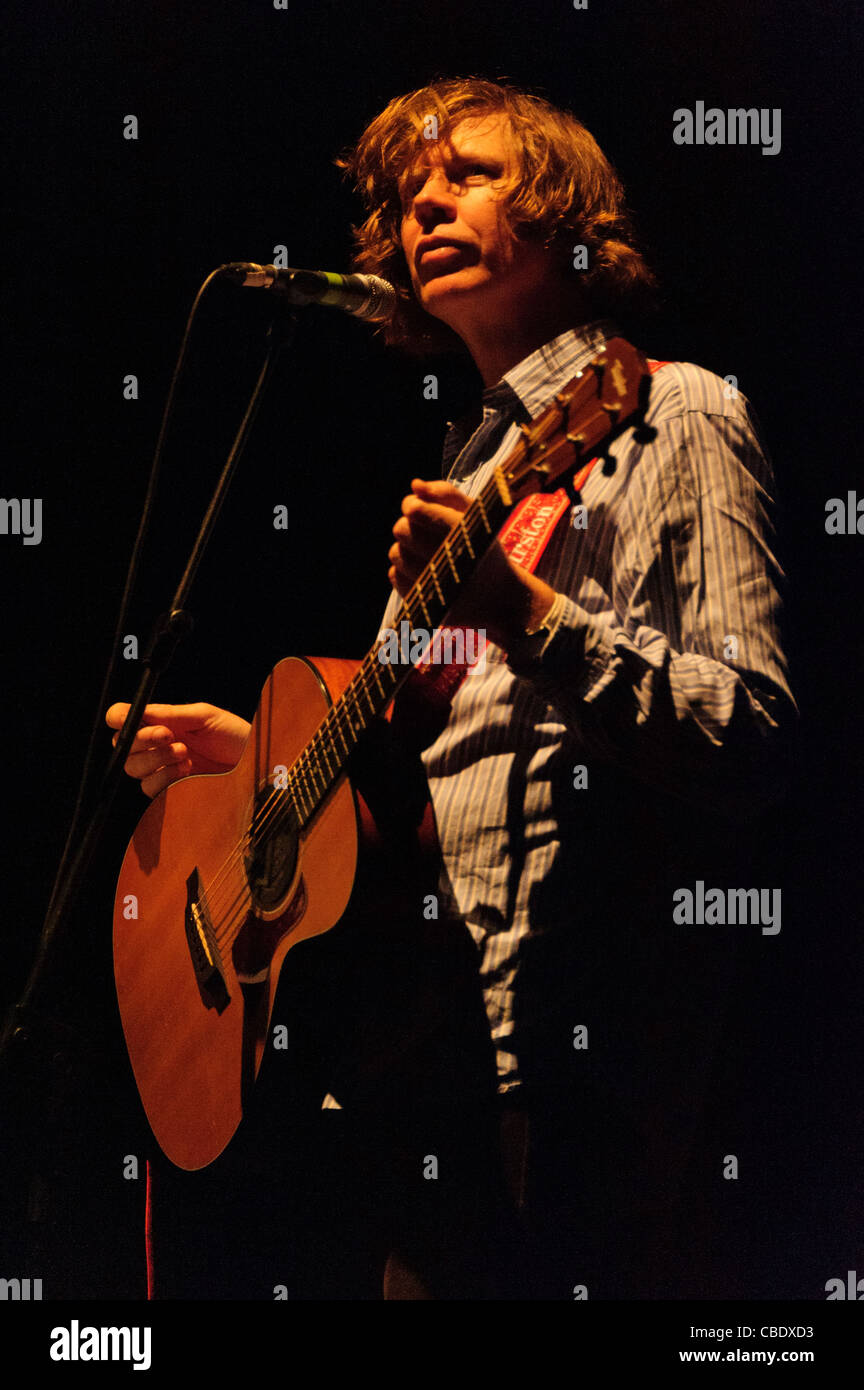 Thurston Moore von Sonic Youth führt in Rom während abgebrochen-Gedanken-Solo-Tournee. Stockfoto