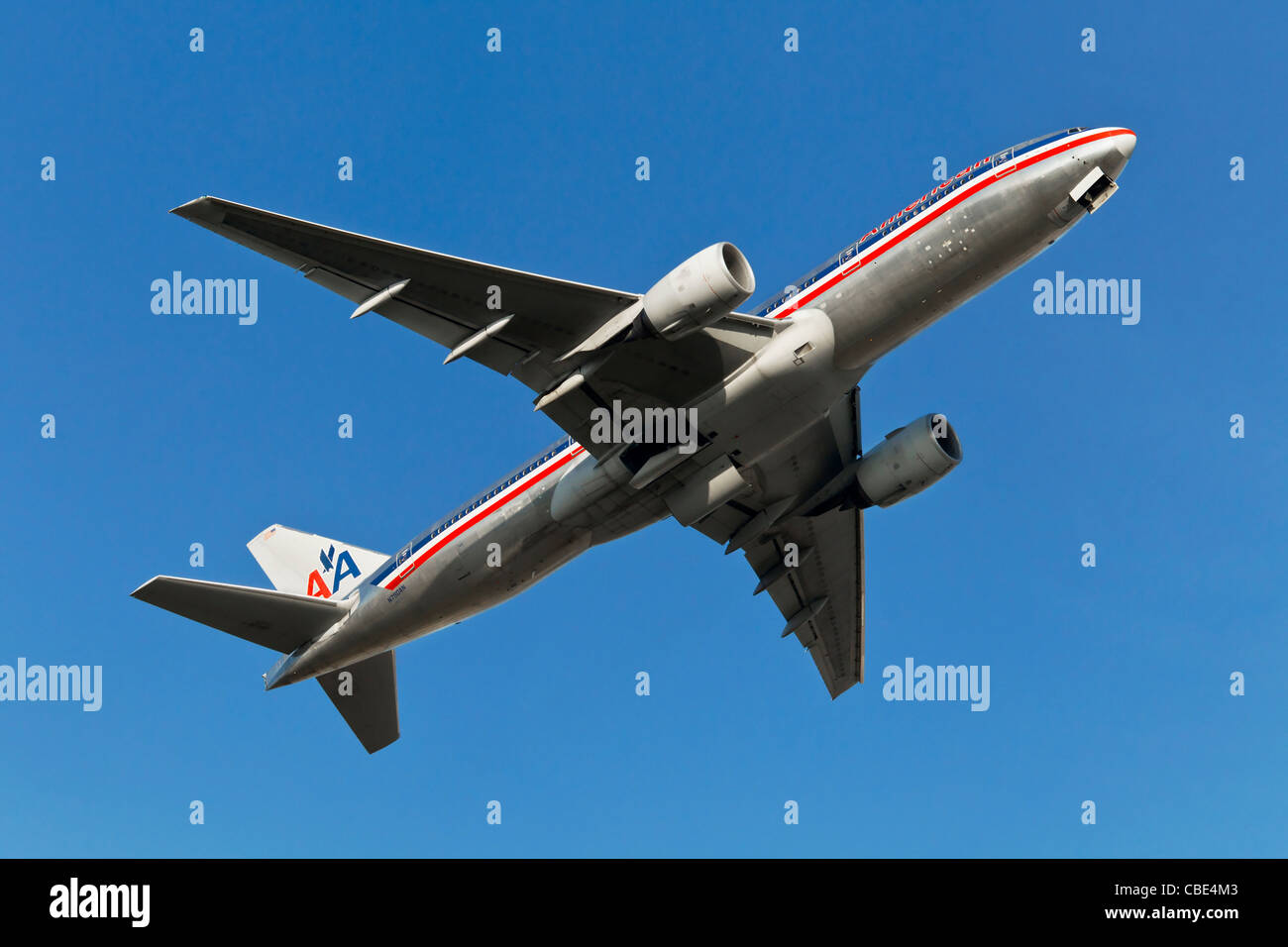 Eine Boeing B777 der American Airways am Abreisetag Stockfoto