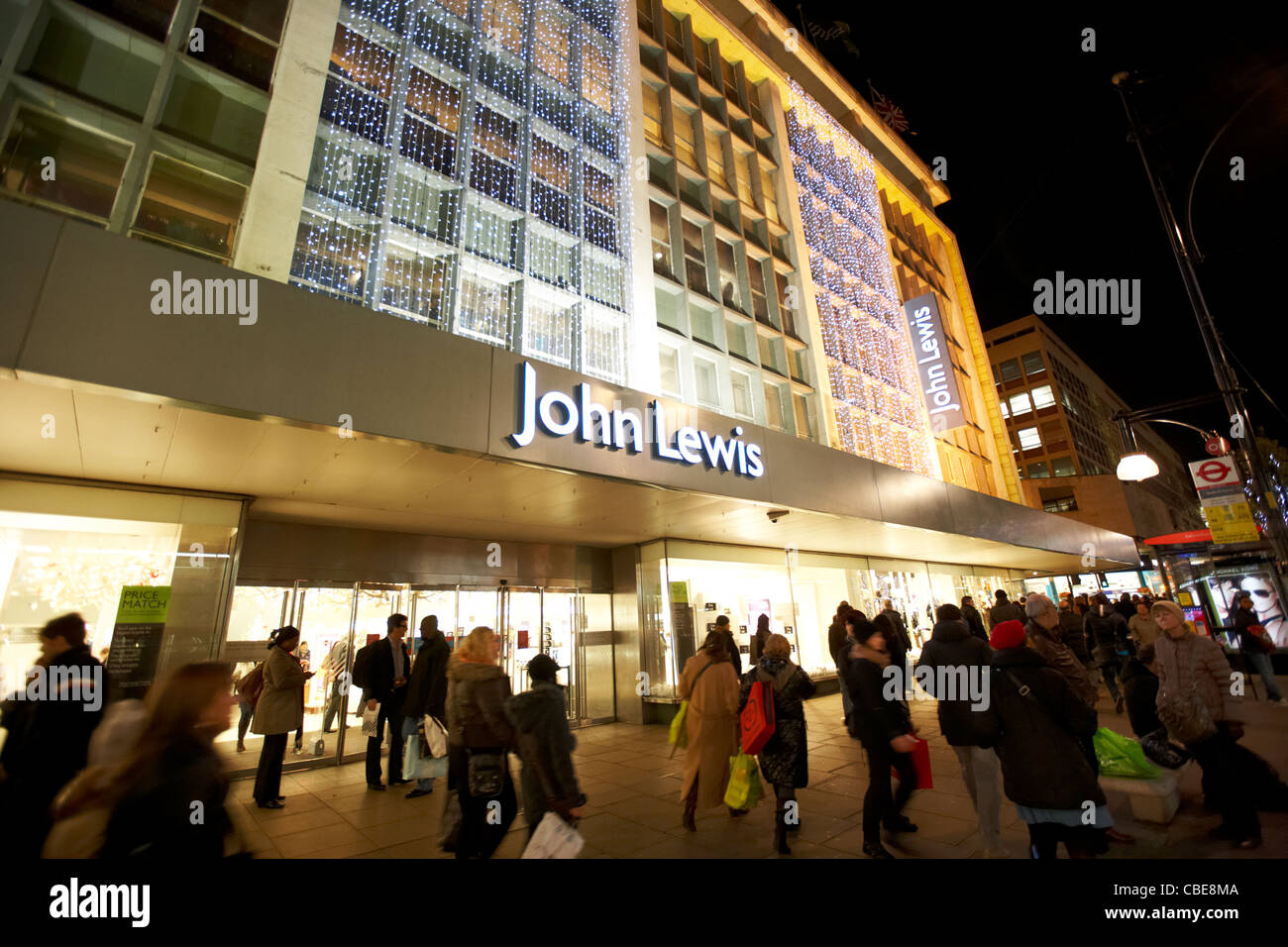 John Lewis Department Store Oxford street Weihnachts-shopping London England Vereinigtes Königreich Großbritannien Stockfoto