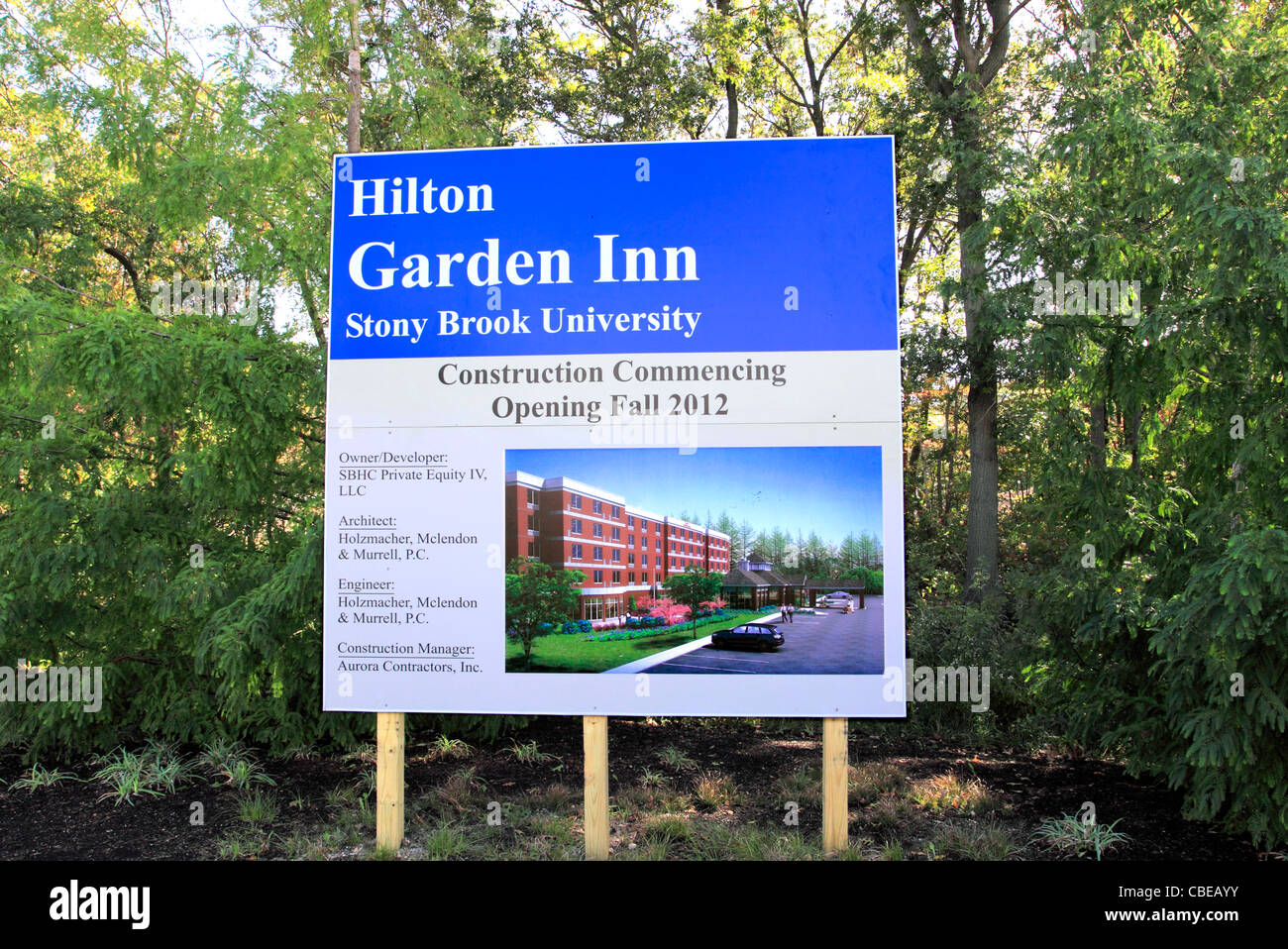 Zeichen mit Blick auf neue Hotel im Bau auf dem Campus der Stony Brook University Long Island NY Stockfoto