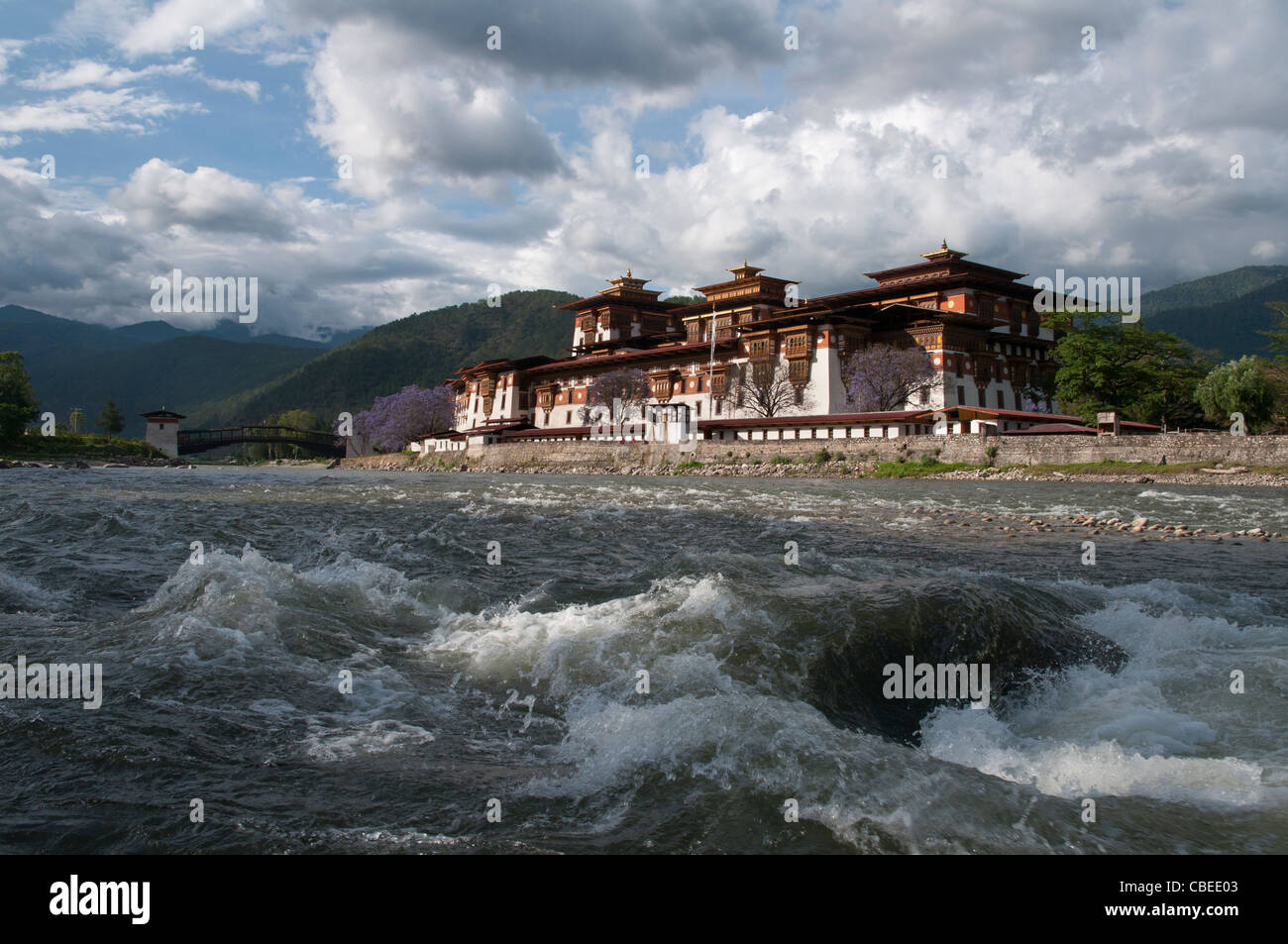 Blick auf den Dzong in Punakha. Bhutan Stockfoto