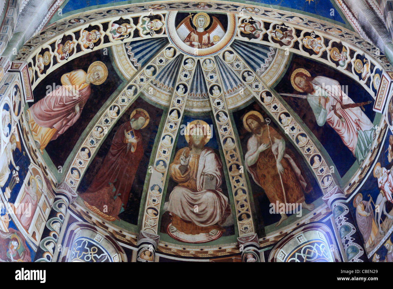 Italien, Lombardei, Comer See, Sant Abbondio Basilika, innen-, im Freien, Stockfoto