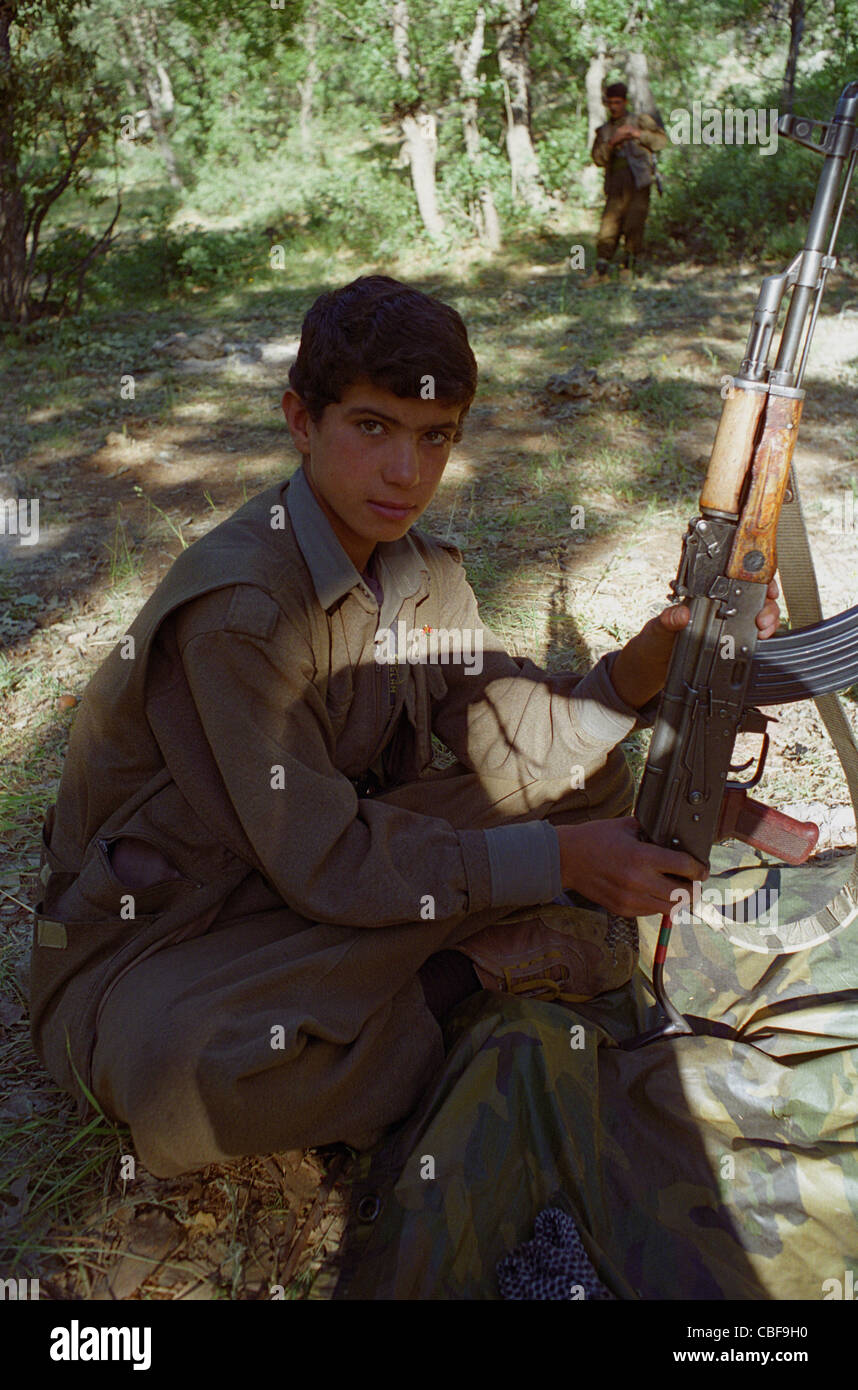 guerillas-pkk-fotos-und-bildmaterial-in-hoher-aufl-sung-alamy