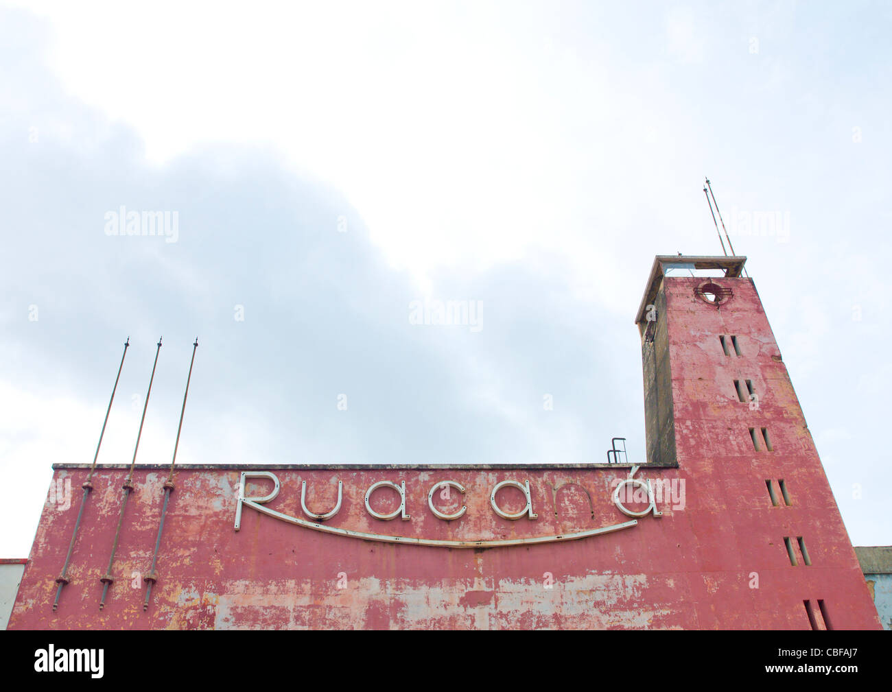 Alten baufälligen Kino In Huambo, Angola Stockfoto