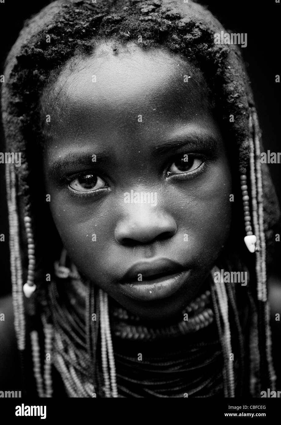 Mwila Mädchen mit traditionellen Frisur, Angola Stockfoto