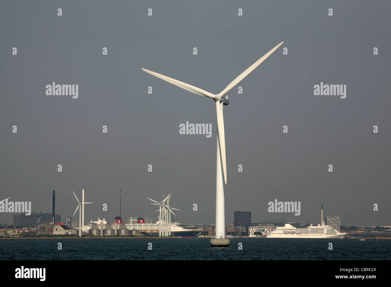 Dänemark, Windkraftanlage. Stockfoto