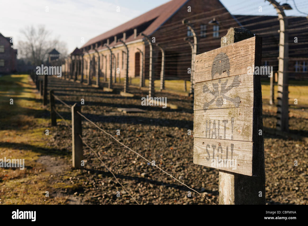 Elektrozaun bei Nazi-Konzentrationslager Auschwitz zu entfliehen-Kaserne Stockfoto
