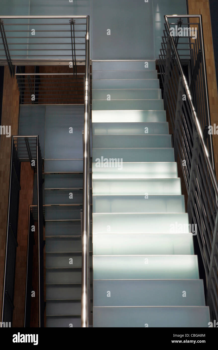 Treppen im Jakob-Kaiser-Haus Stockfoto