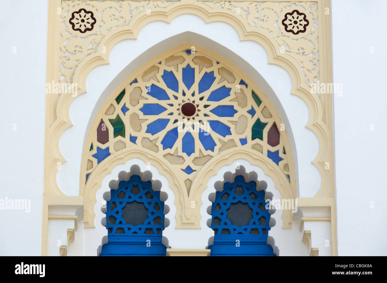 Geometrische Muster der orientalische Fenster, Villa Tunisienne (1884),  orientalische, tunesischen oder maurischen Stil Haus Hyères Provence  Frankreich Stockfotografie - Alamy