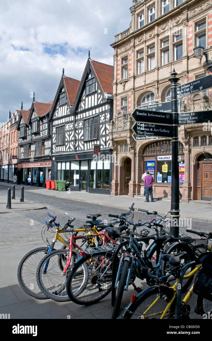 Hohen Steet Szene in Shrewsbury, Shropshire Stockfoto