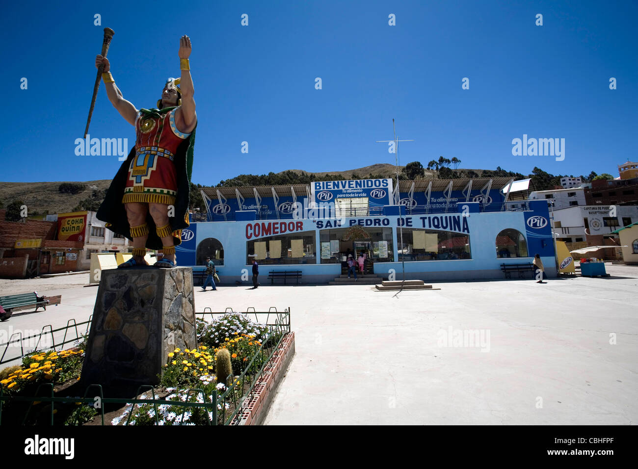 Das kleine Dorf San Pedro de Tiquina auf der Titikaka-See-Bolivien Stockfoto