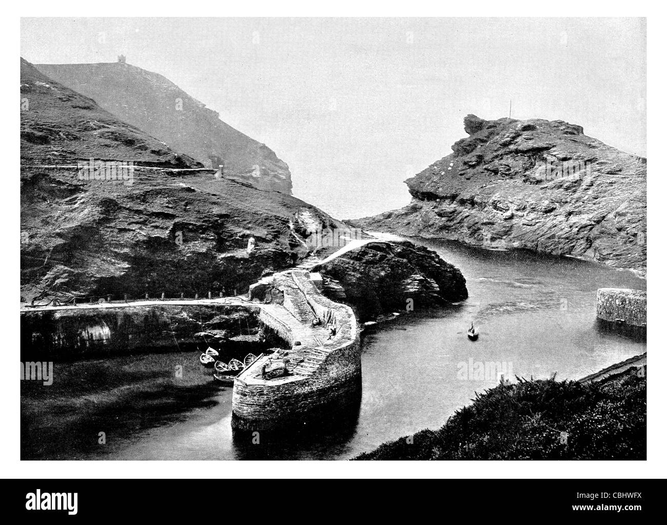 Boscastle Dorf Fischerhafen Cornwall England Botreaux Schloss Richard Grenville Kalkstein Kohle ausführenden Schiefer dock Stockfoto
