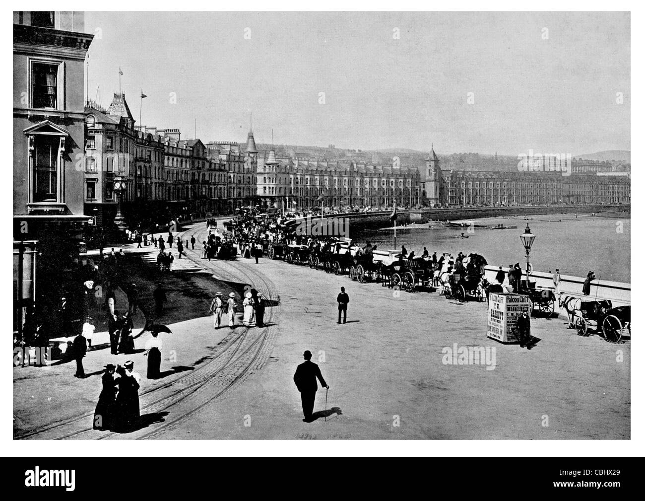 Douglas Isle Of Man Bucht Hafen Port Versand Promenade am Strand Strand Stockfoto