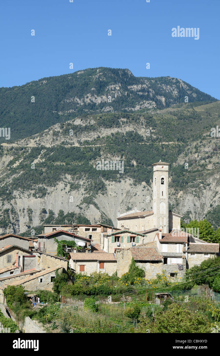 Blick auf Dorf der Clans Tinée Tal Alpes-Maritimes Frankreich Stockfoto