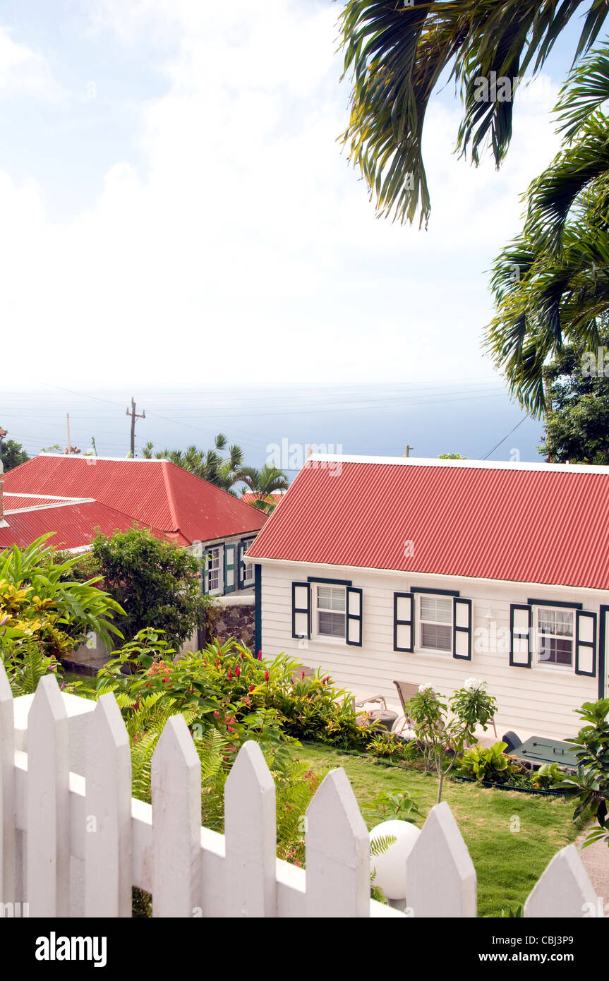 typisches Haus Architektur Stil Hütte Windwardside Saba Niederländische Antillen Karibik Meerblick Stockfoto