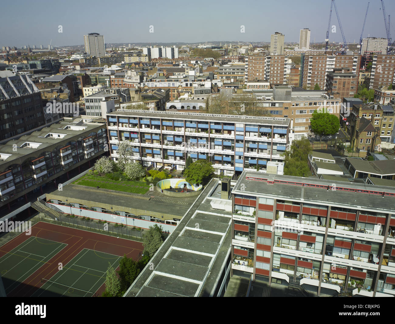 Golden Lane Estate, London. Grobe Sicht Stockfoto