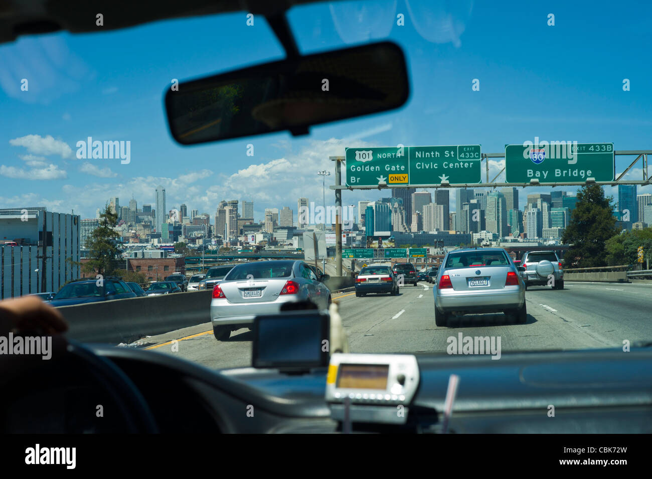 Highway 101 aus im Inneren Autos mit Verkehr, San Francisco, Kalifornien, USA Stockfoto