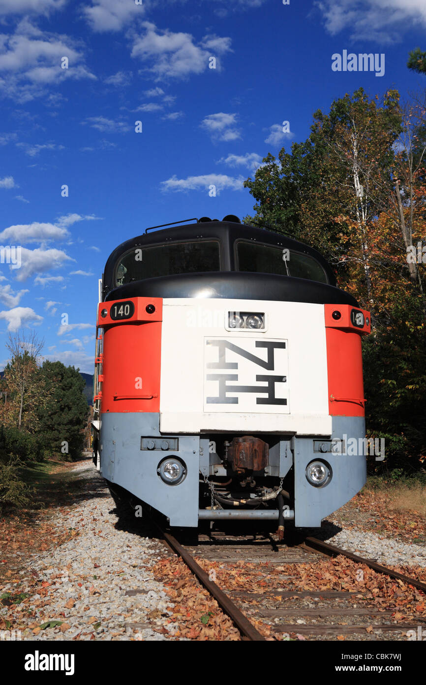 Blick nach vorne auf eine Diesel-Lok Lincoln, New Hampshire, USA Stockfoto