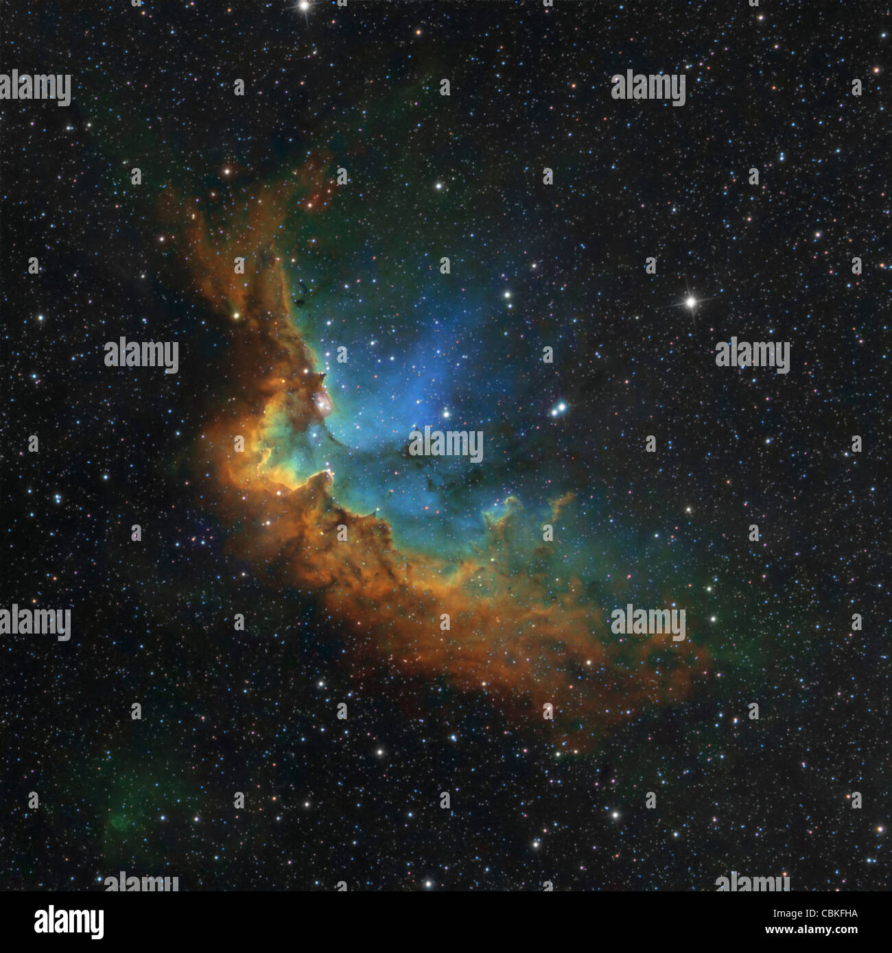 NGC 7380 in Hubble-Palette Farben. Stockfoto