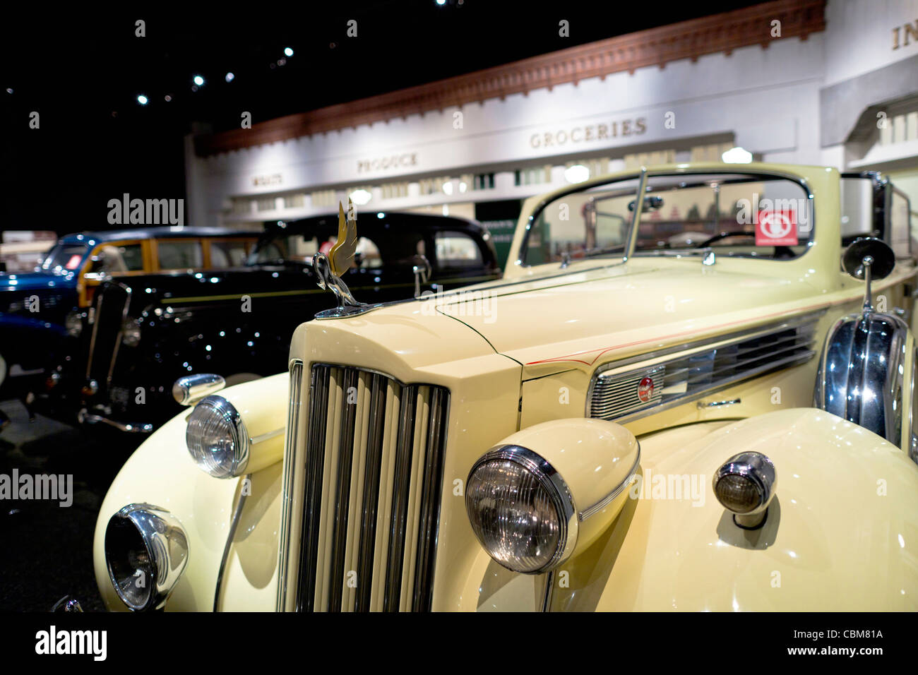 USA, California, Southern California, Los Angeles, Petersen Automotive Museum, 1930er Jahre Packard Automobil Stockfoto