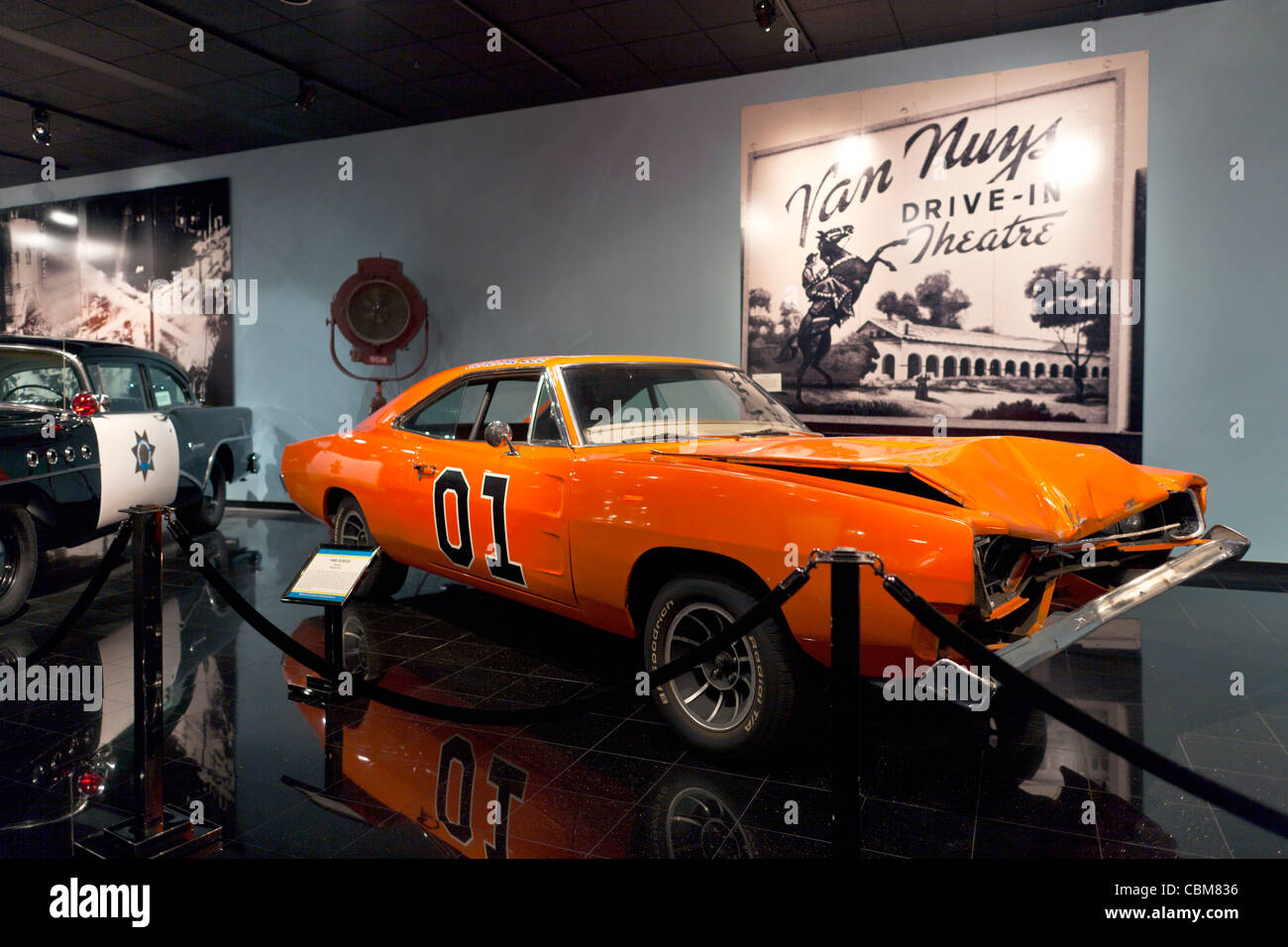 USA, Kalifornien, LA, Petersen Automotive Museum, Autos von Hollywood, General Lee, Dodge Charger aus the Dukes of Hazzard Stockfoto