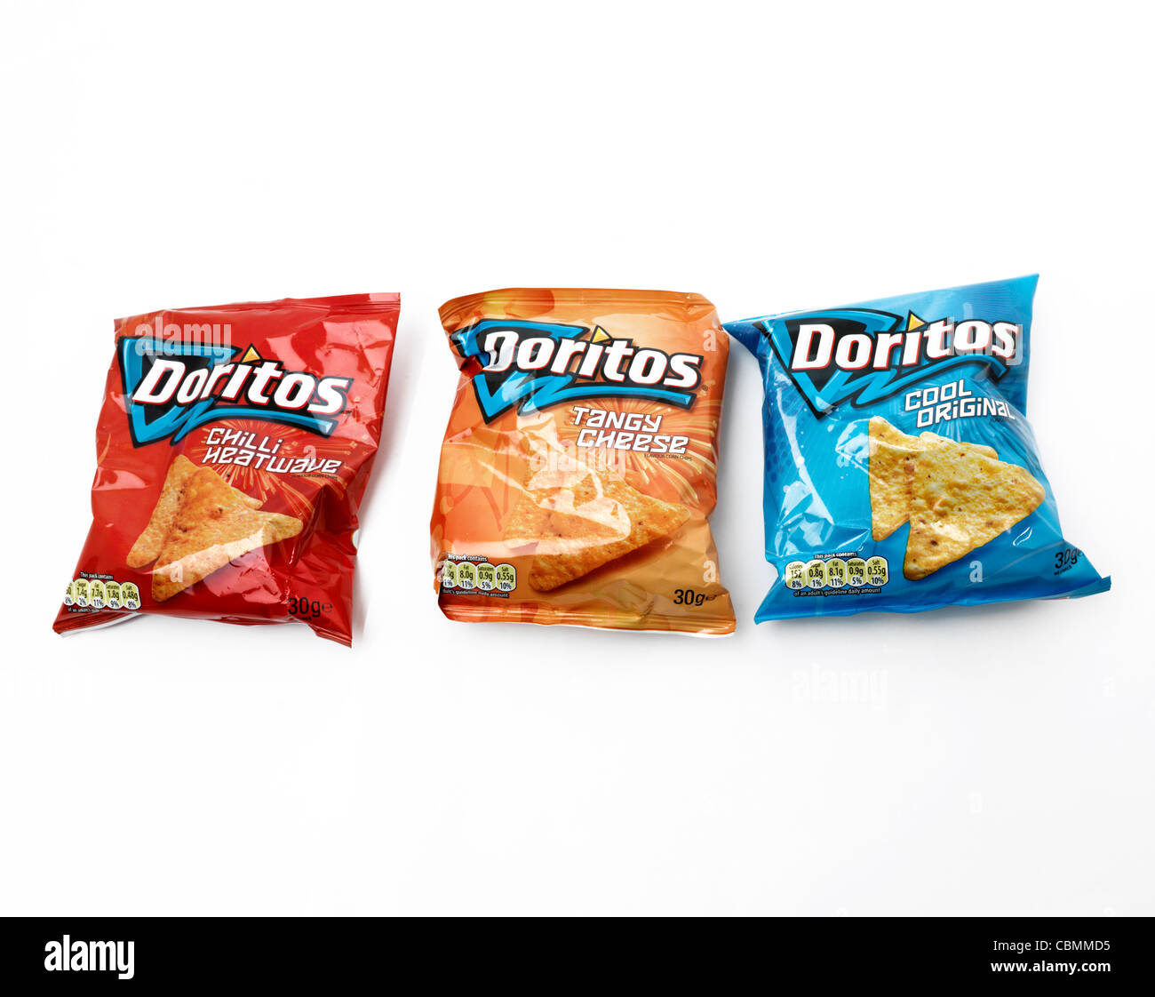 Vielzahl von Paketen von Doritos Chips Cool Original, würzigen Käse und Chili Hitzewelle Stockfoto