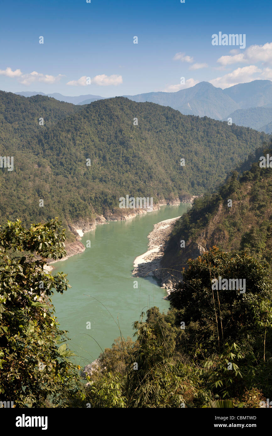 Indien, Arunachal Pradesh, Rotung, Siang oder Digang Fluss fließt durch Ausläufer des Himalaya Stockfoto