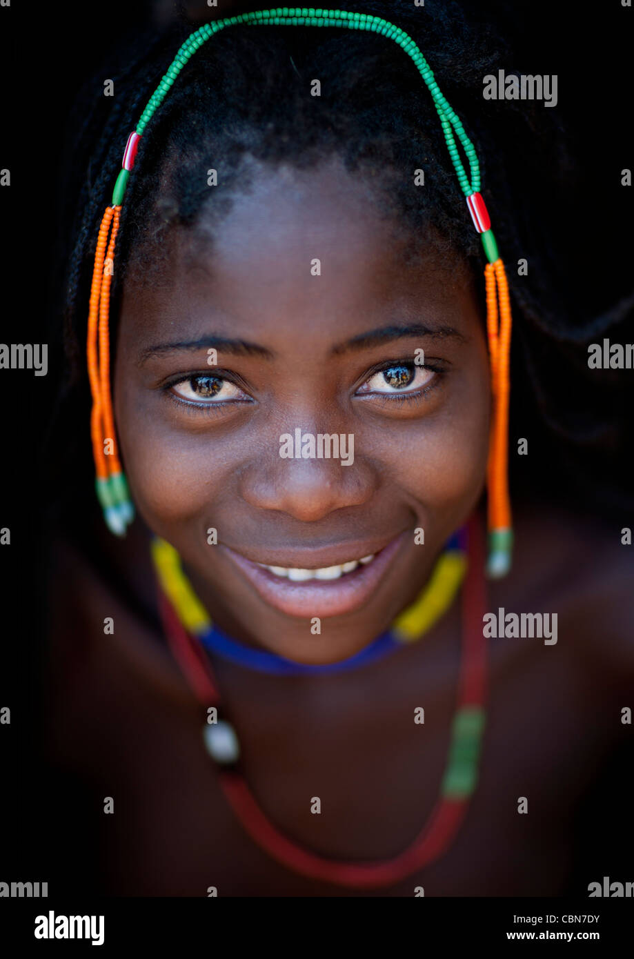 Mudimba Mädchen namens Misses Loide, Angola Stockfoto
