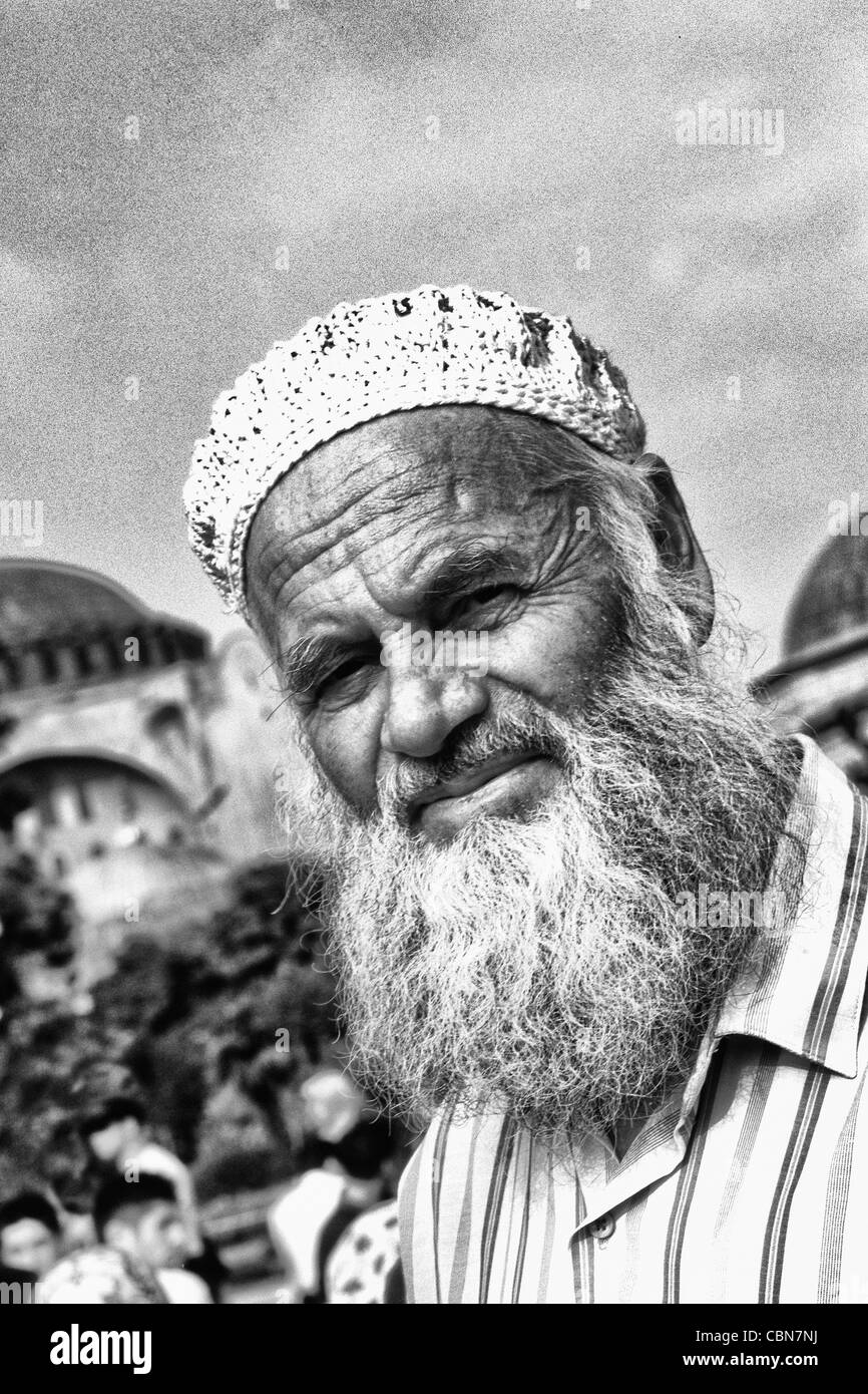 Muslimischen Mann mit Turban in Istanbul Türkei Stockfoto