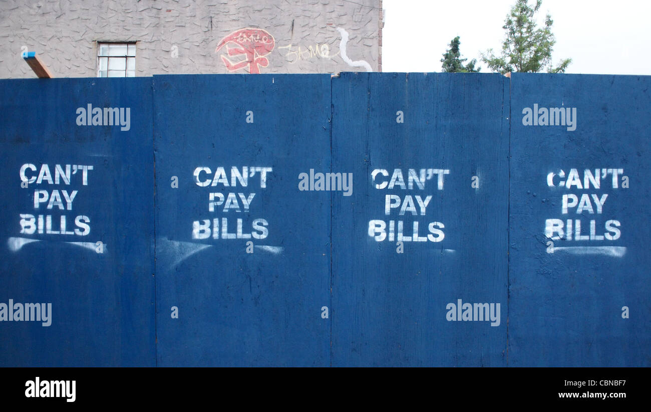 Protest-Schilder an Wand, Brooklyn, NY Stockfoto