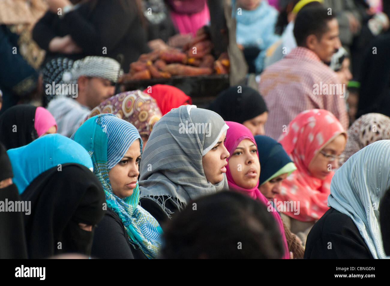 Publikum feiert Eid el Adha, dem islamischen Opferfest, in Kairo Stockfoto