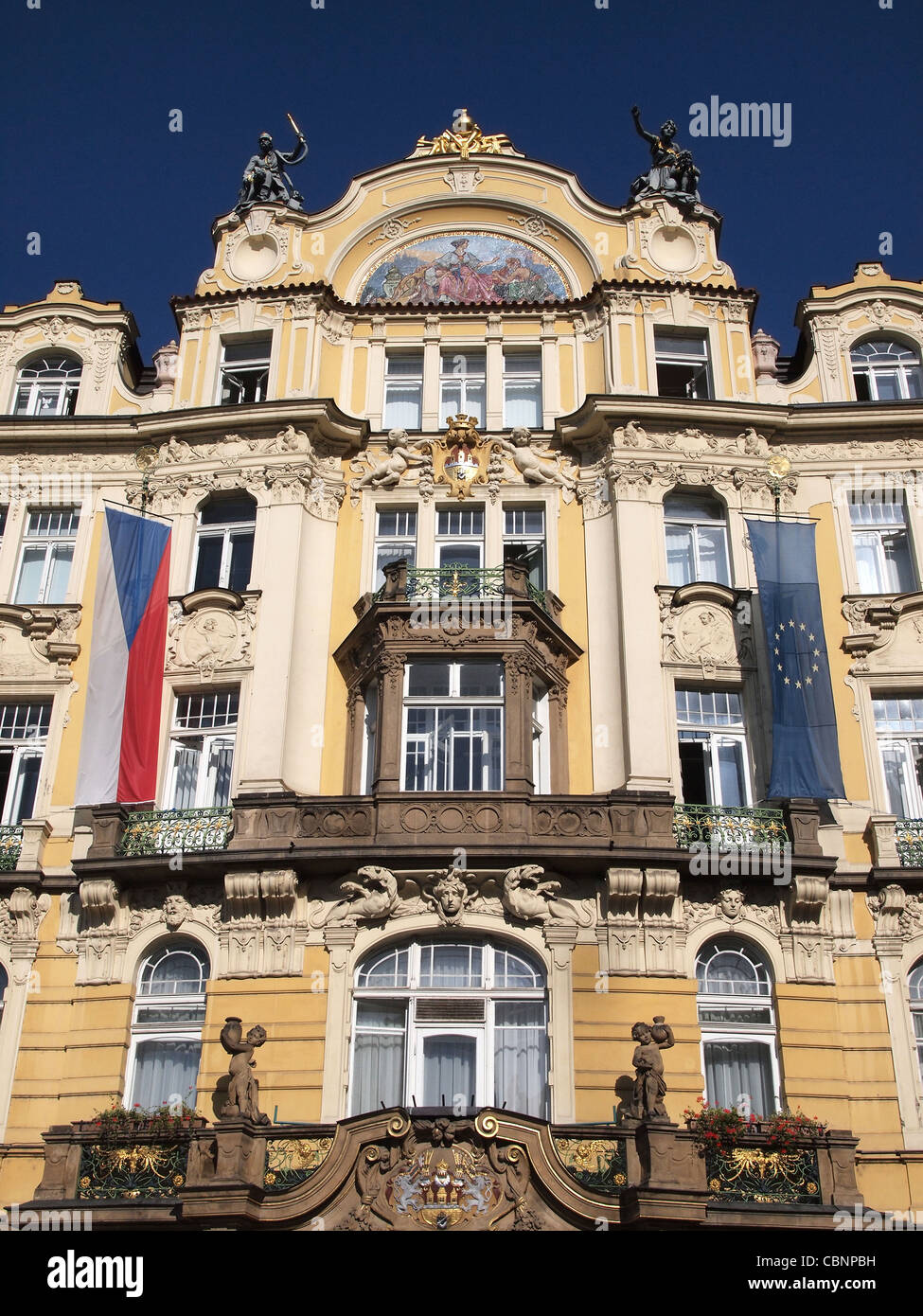 Prag: Jugendstil-Gebäude Stockfoto