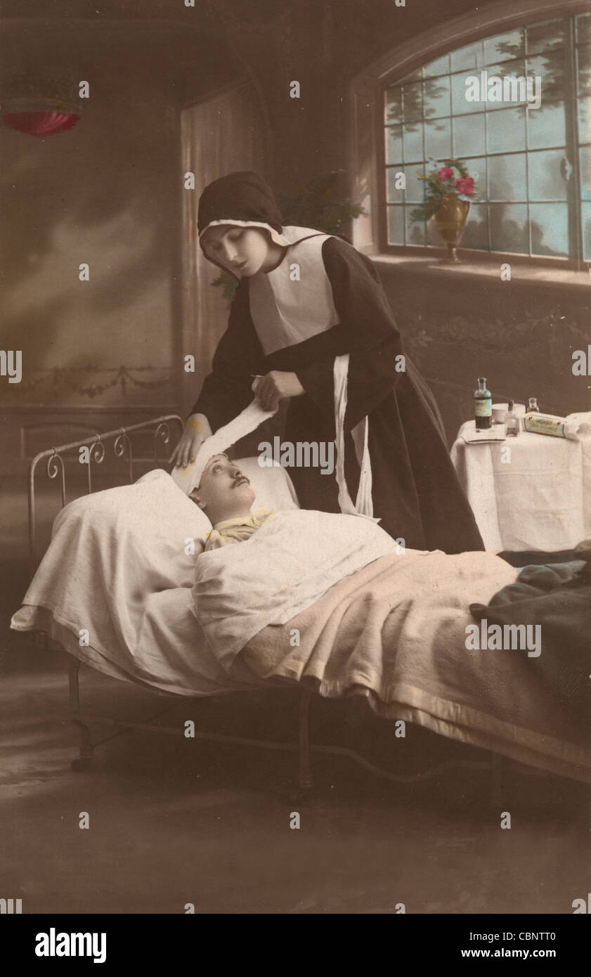 Krankenschwester Nonne Bandagierung verwundete Soldaten des ersten Weltkriegs Stockfoto