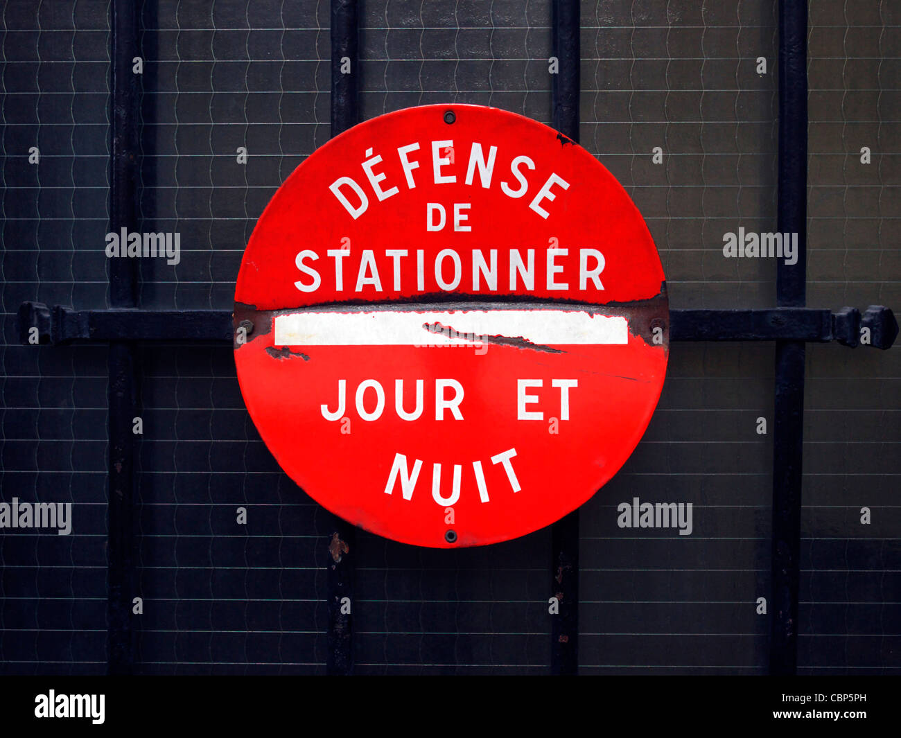 Kein Parkplatz! in Frankreich Stockfoto